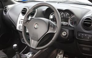 Alfa Romeo MiTo Quadrifoglio Verde 2011 года  (AU)